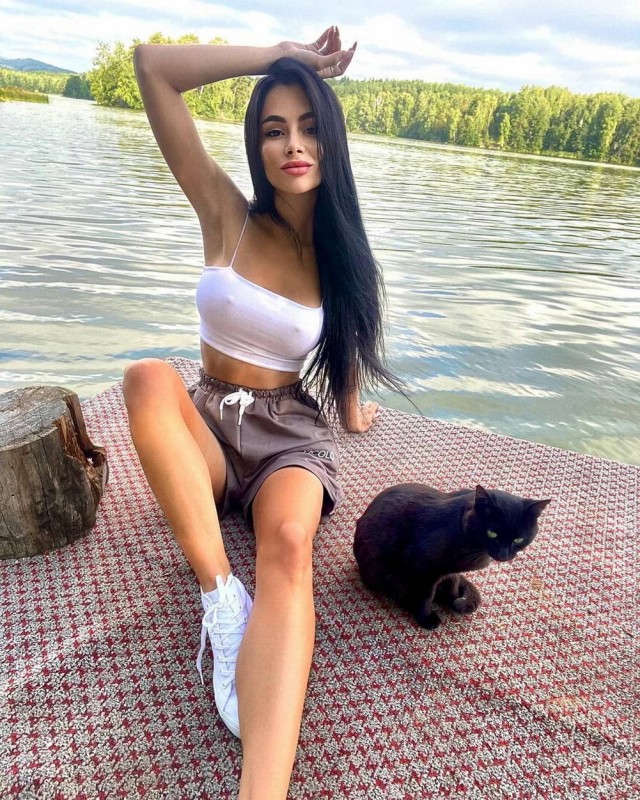 Девушки из соцсетей 3