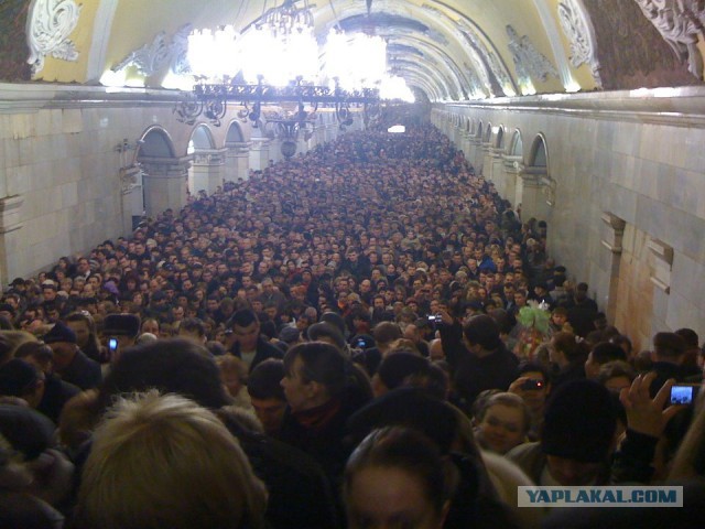 Один будний день из жизни московского метро