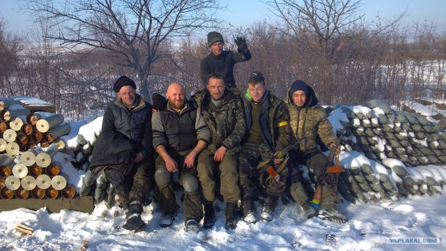 Дебальцево. Танки ополчения обстреливают ВСУ.
