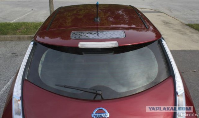 Когда в конец задрали цены на бензин. Nissan Leaf