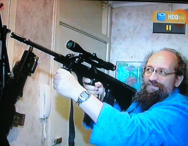 Дядя Толя с днюхой !