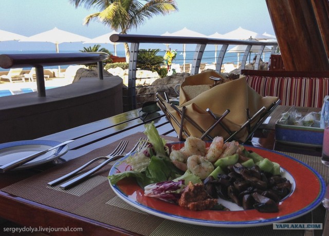 Д.Р. в Бурдж Аль Араб