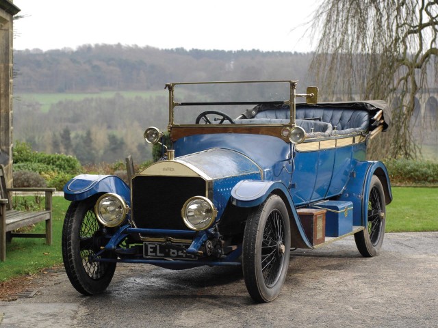 120-летний автомобиль с 15-литровым мотором, который разгонялся выше 160 км/ч, выставили на продажу