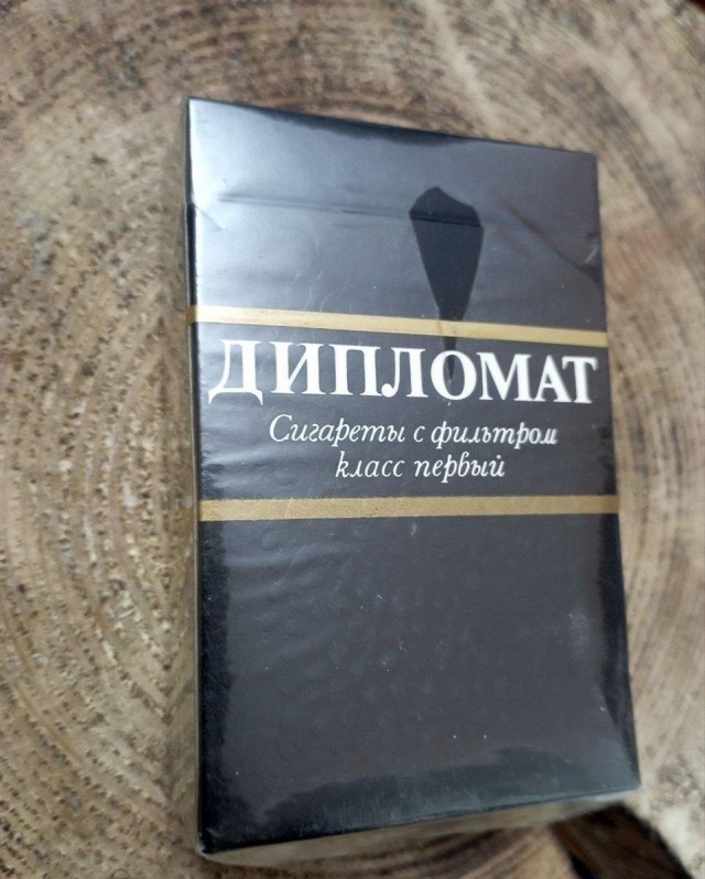 Как народ острил над названиями  сигарет в СССР