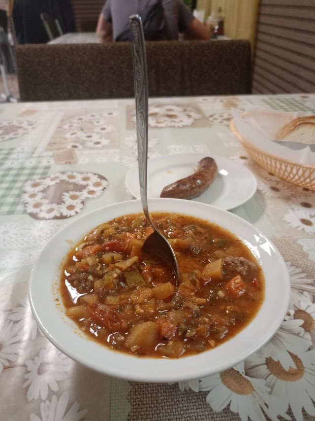 Обед в столовой