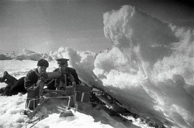 История в фотографиях