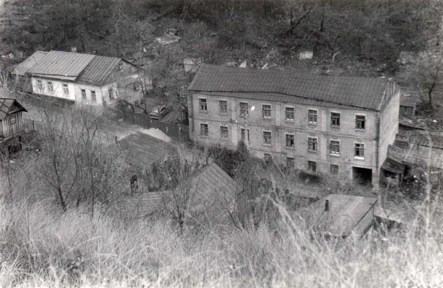 История в фотографиях