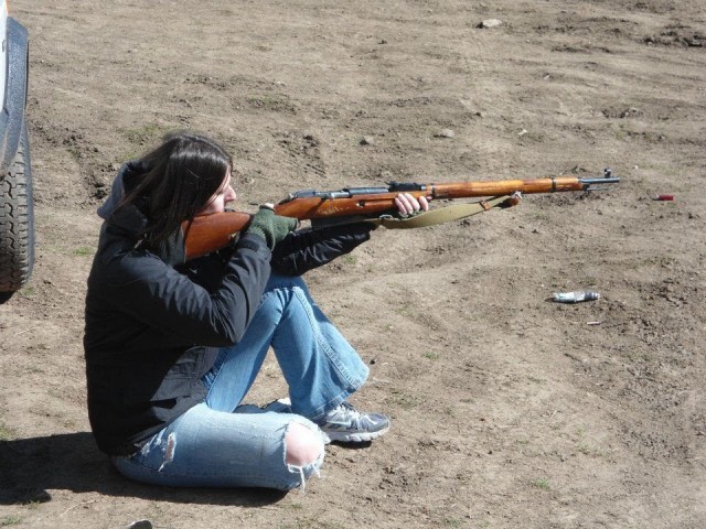 Вооружена и опасна