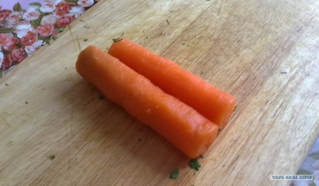 Салат из крабовых по дженибековски.