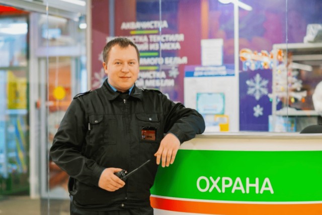 «7 лет работаю охранником»: Женщины 55+ воруют чаще всего - что я с ними делаю и почему (грустная правда жизни)