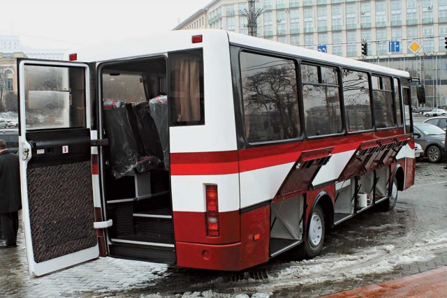 Игра на ЯПе: Угадай АВТО-9