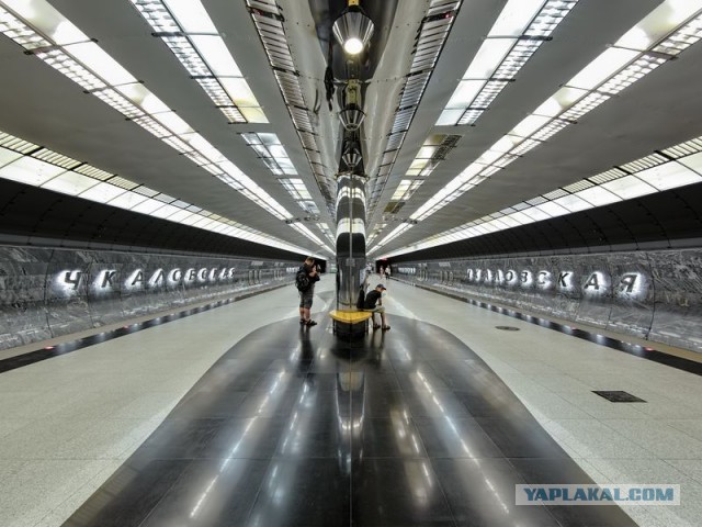 Метро Нью-Йорка VS метро Москвы.