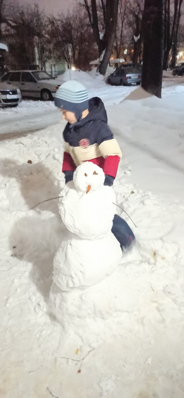 А у нас во дворе...