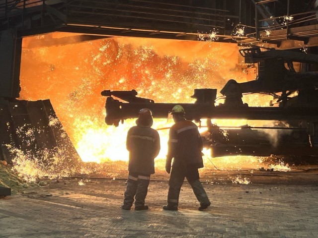 Средняя зарплата на тагильских предприятиях достигла рекордной суммы