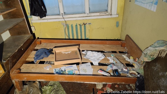 Заброшенная полярная станция на мысе Челюскин