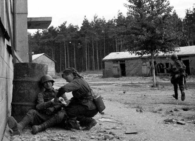 Великая Отечественная в фотографиях - 23