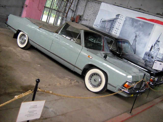 Музей ретро-автомобилей.