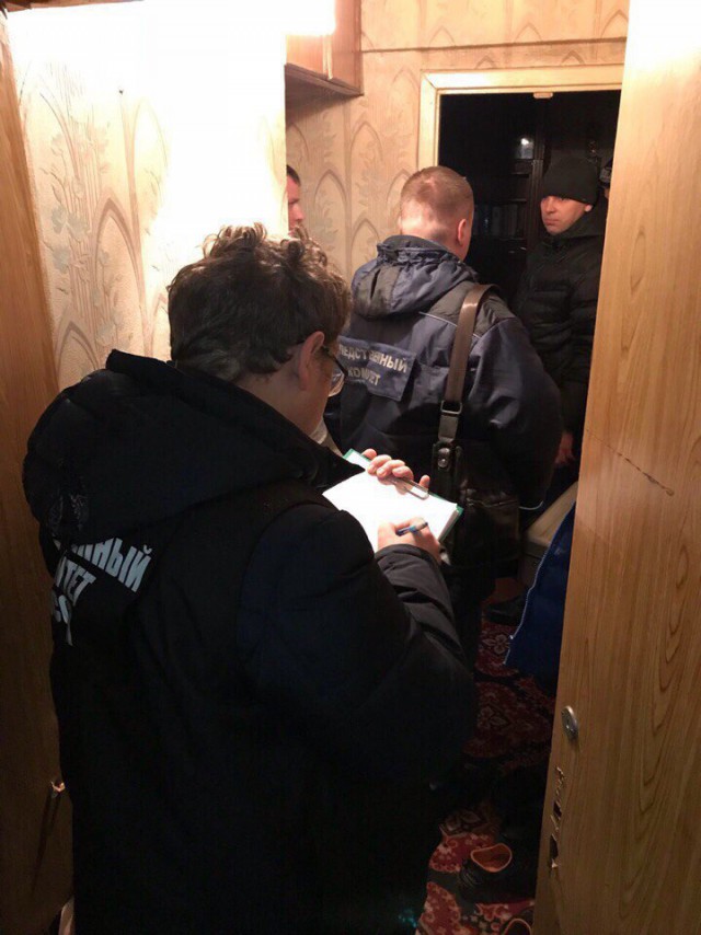 В Великом Новгороде хозяин отрезал голову гостю во время новогоднего банкета и выбросил ее на улицу