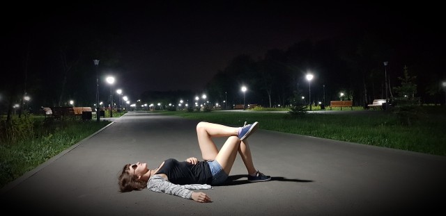 Интересные картинки с девушками из социальных сетей