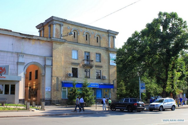 Алматы 2011: город контрастов