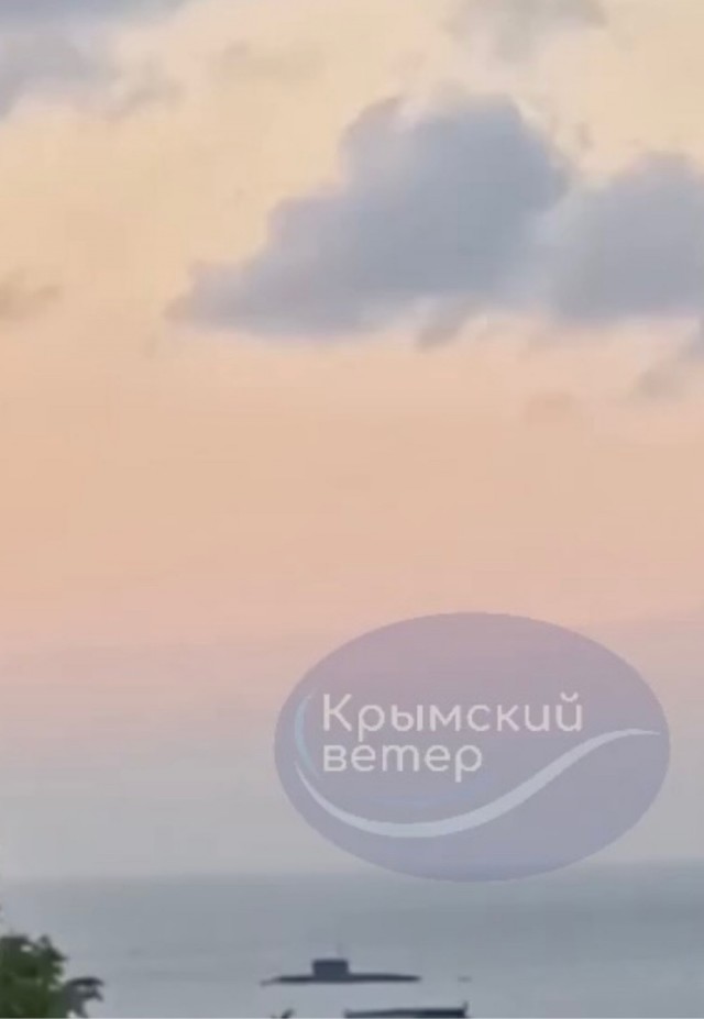 Где-то громко сейчас
