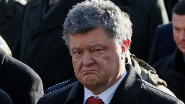 В Киеве из-за блэкаута около 500 человек оказались заблокированы в поездах метро