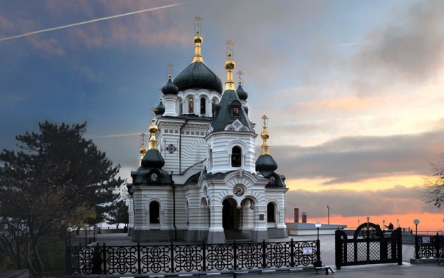 Самые красивые храмы России