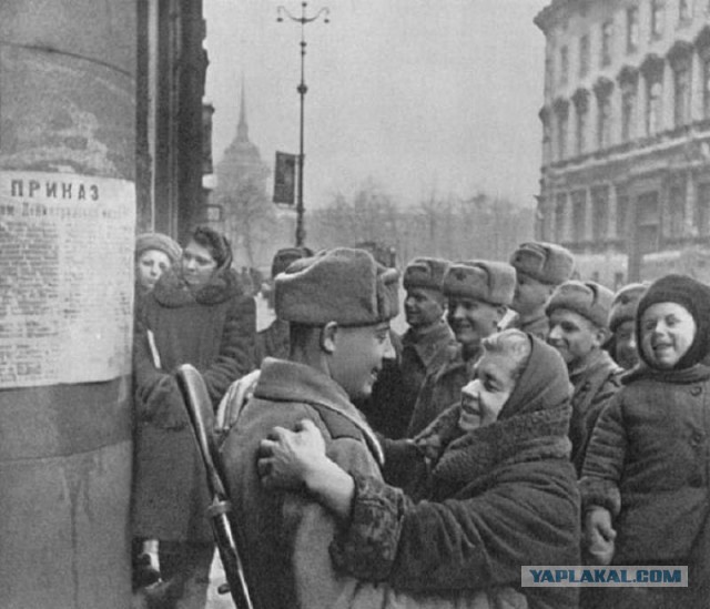 С Днём Победы, ленинградцы!