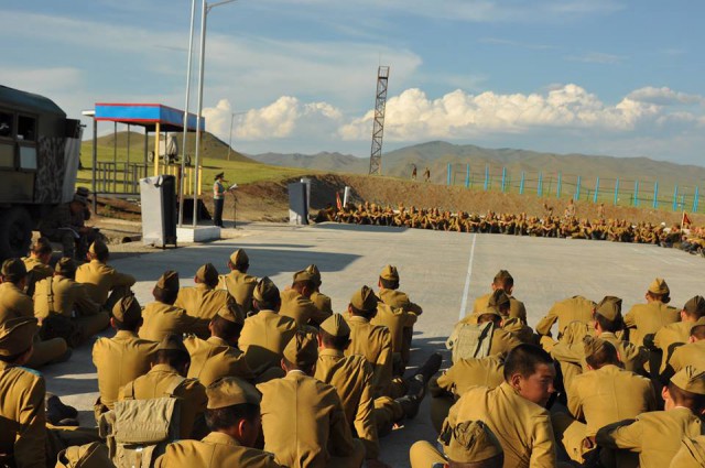 Военные сборы монгольских студентов