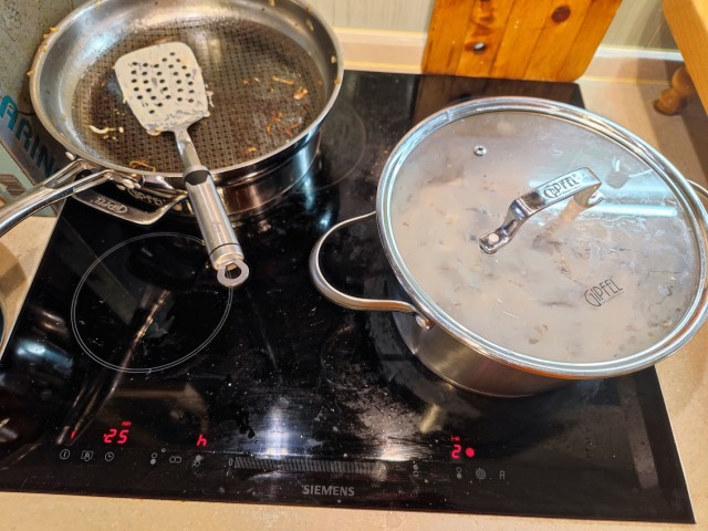 Пирог с мясом (говядина Велингтон)