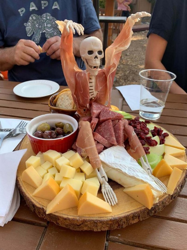 Ешь мясо, мясо, мясо