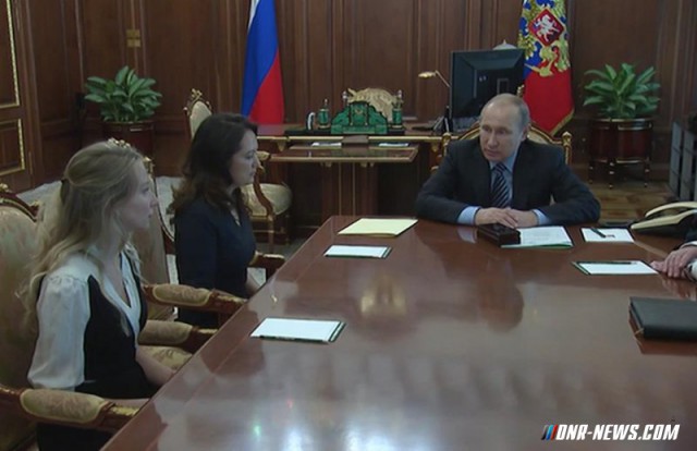 Путин помиловал Савченко