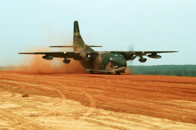 Американский военно-транспортный самолёт Фэйрчайлд C-123 «Провайдер» – детище русского эмигранта Струкова
