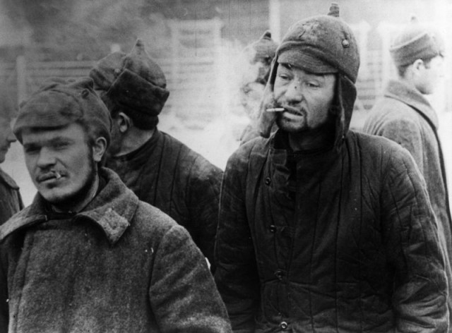 Фотографии связанных с историей Красной и Советской Армии.