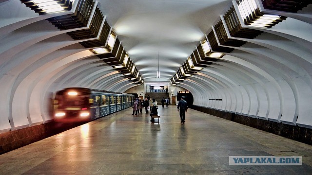 Метро Нью-Йорка VS метро Москвы.