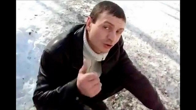 "Может тебе ещё дать вина красного и бабу рыжую" (С) Пендальф.