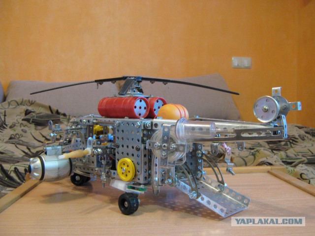 Лего против Советского конструктора.