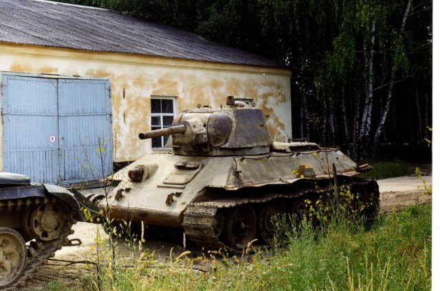 Раскопки огнеметного танка ОТ-34/76
