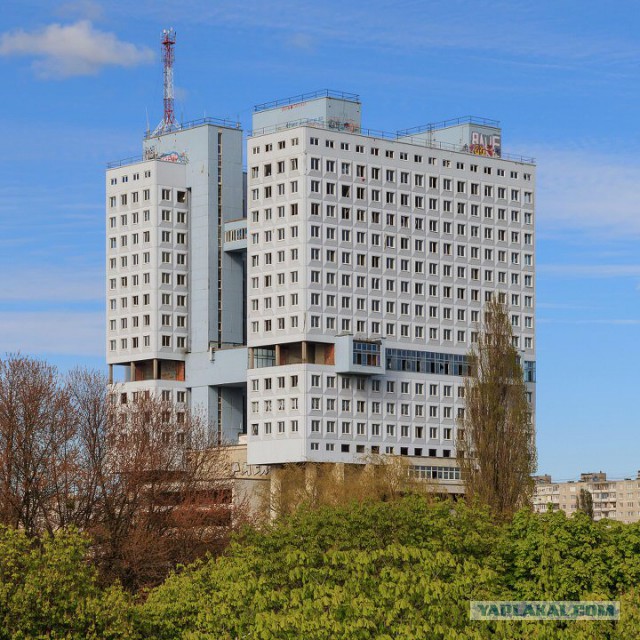 Самый высокий заброшенный небоскреб в мире
