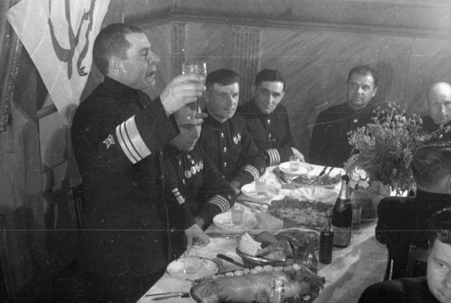 Фотографии из прошлого нашей страны - 37