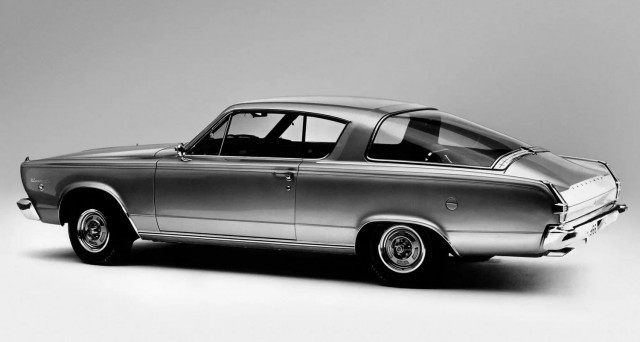60 лет Plymouth Barracuda