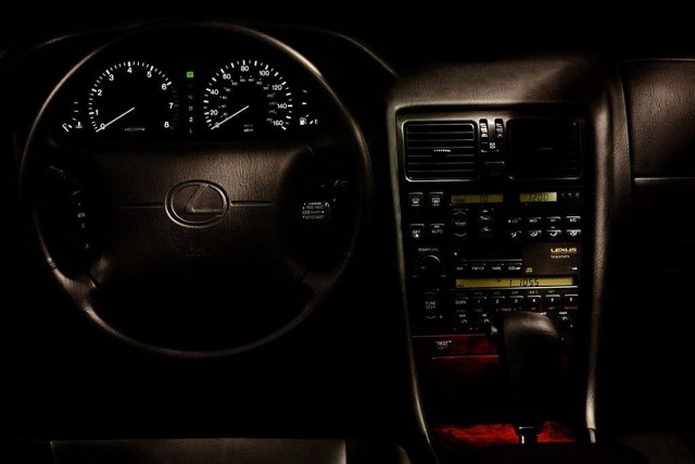 Крушение немецких авторитетов: как Lexus LS 400 покорил рынок США