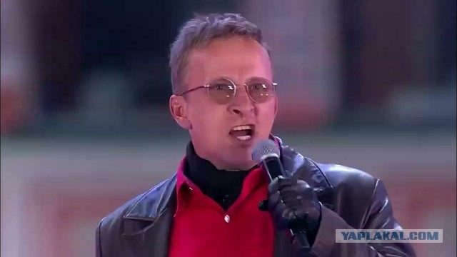Сотни людей принесли подарки к поезду для раненых участников СВО.  Стерлитамак. Башкирия.