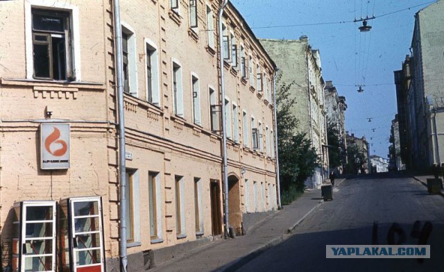 Улицы Москвы в середине 70-х. Не парадные фото.