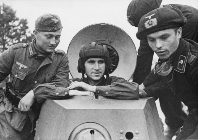 История в фотографиях - II