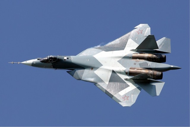 Видимо, самое качественное на сегодня видео китайского истребителя J-20