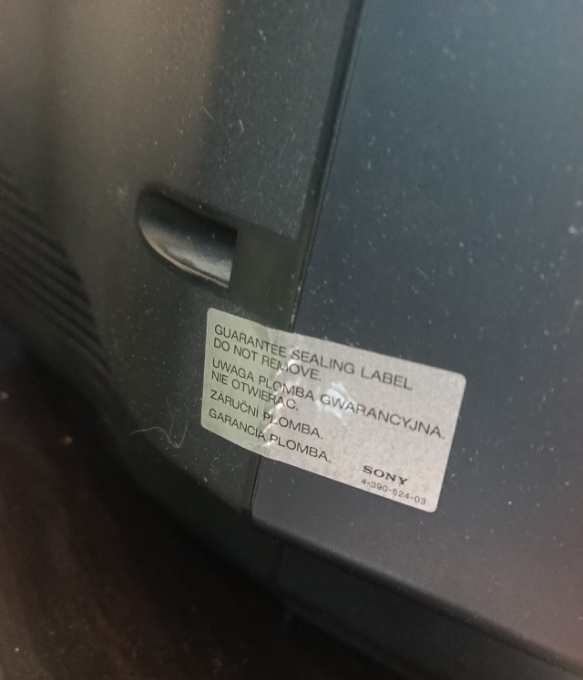 Отдам телевизор Sony Trinitron