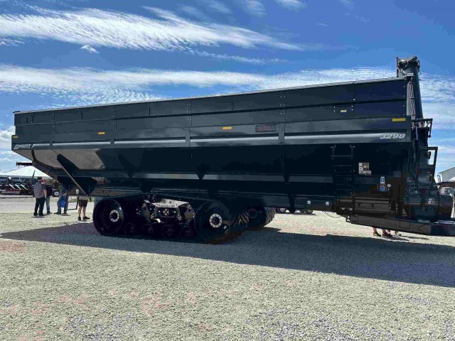 Экскурсия по миру сельхозмонстров. Farm Progress Show 2025