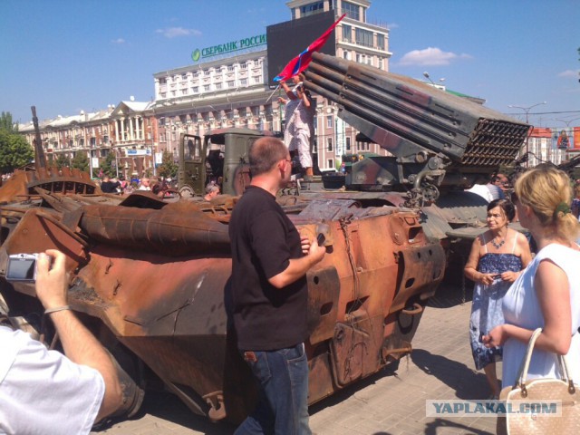 Марш пленных в Донецке 24.08.2014