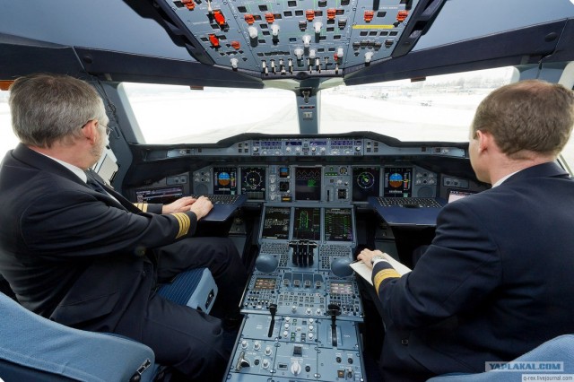 Airbus A380 снаружи и внутри